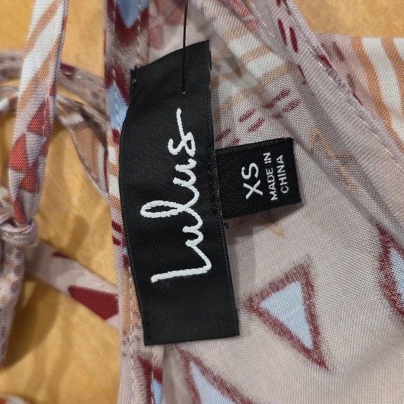 Lulu's Geometric Print Maxi Dress in Pink and Brown. Size XS. NWT - Picture 4 of 6